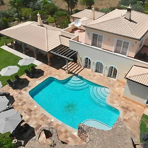 Bed & Breakfast Relaxmountain, São Bartolomeu de Messines
