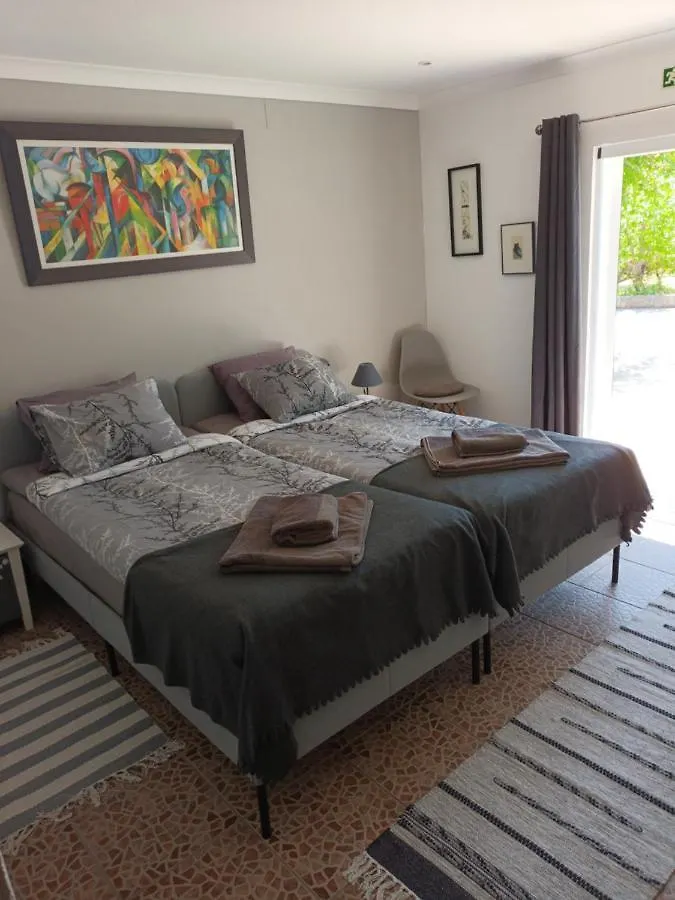 B&B Quinta Da Romazeira São Bartolomeu de Messines 0*,